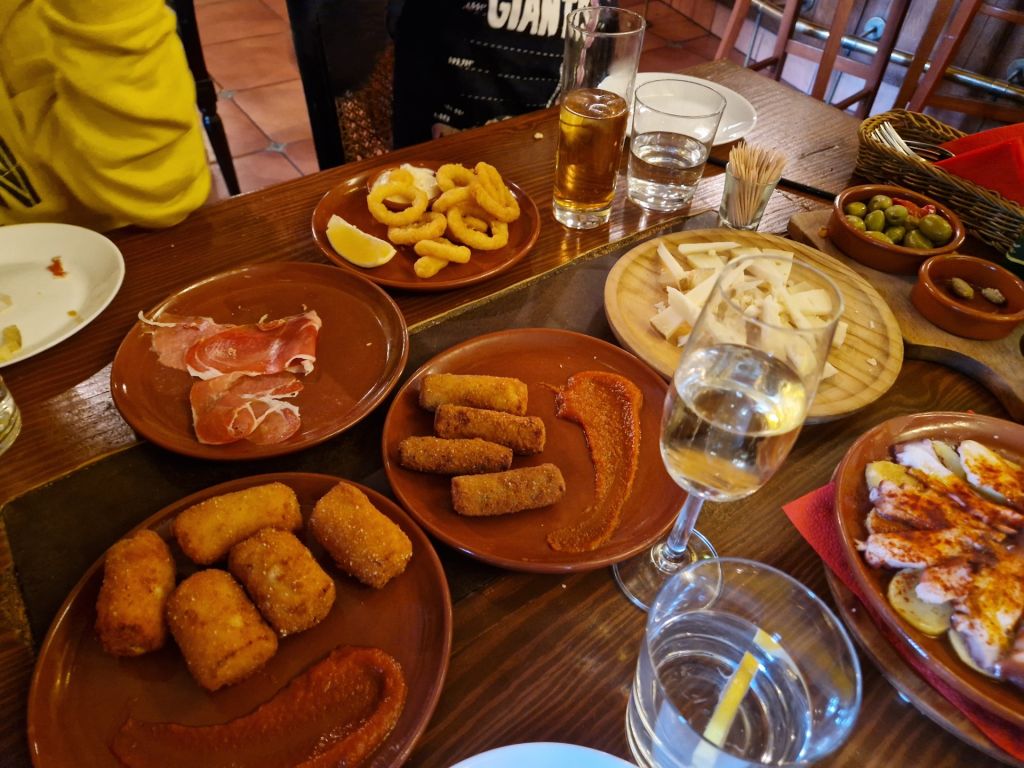 Sol y Sombra Tapas Bar