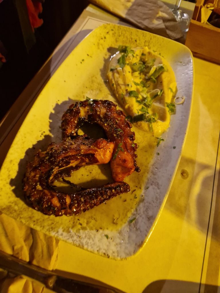 Aerides Plaka Restaurant