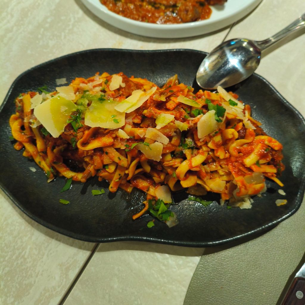 Kiouzin - Greek cuisine with a twist