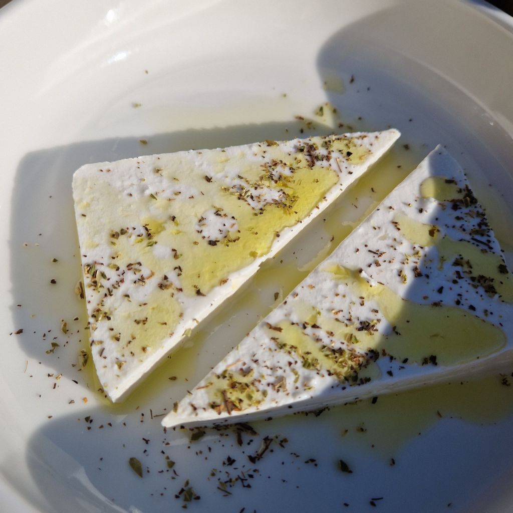 33 All Day - Bar -Restaurant