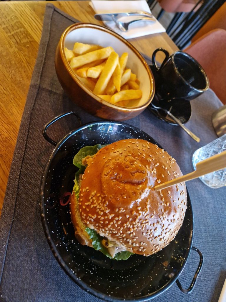 Karafka Winebar & Restaurant