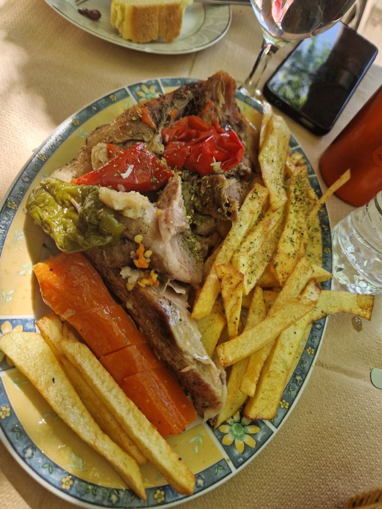 Το κορίτσι της γειτονιάς