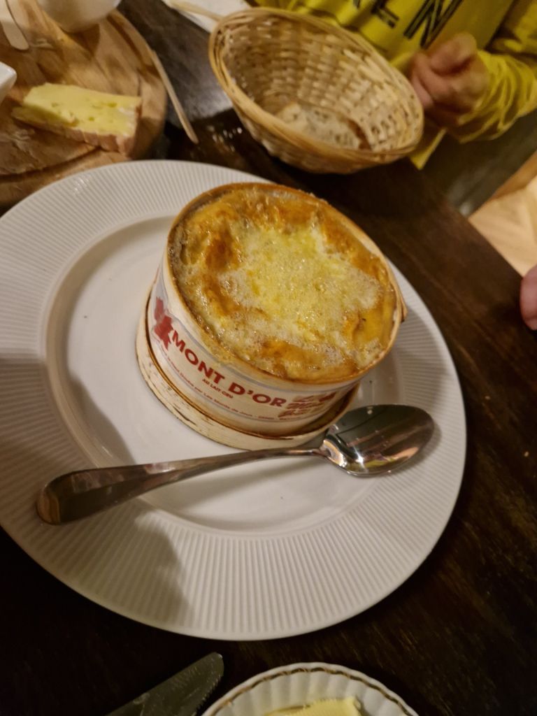 Le Rendez-Vous - francuski winebar