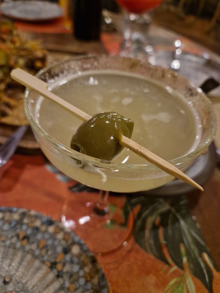 Pueblo Chido, Nea Smyrni