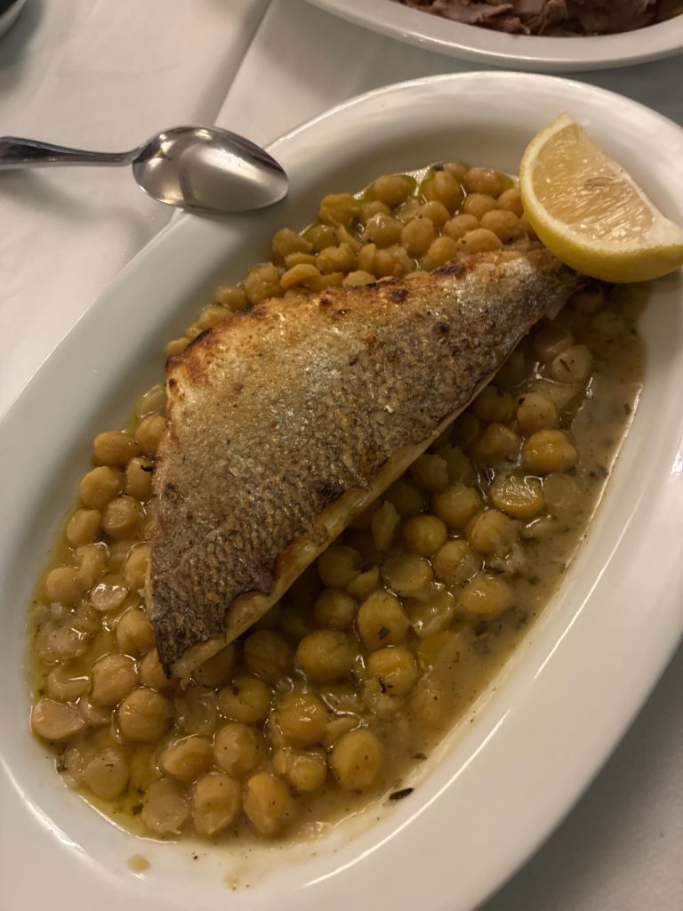 Δώδεκα Πιάτα Σύνταγμα